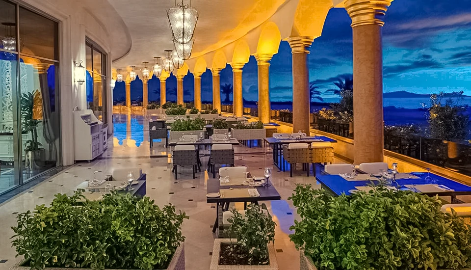 هتل بی پریمیوم بدروم